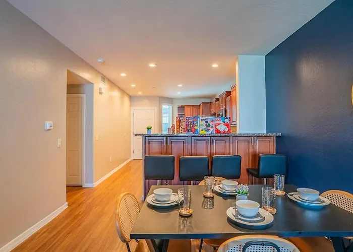 Apartment Spacious Near Asu Sloan Pk Gym Parking Pool Wd *