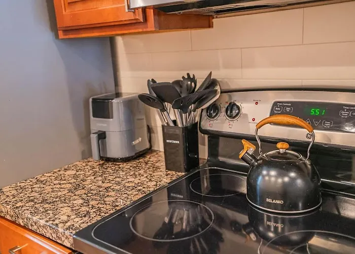 Spacious Near Asu Sloan Pk Gym Parking Pool Wd Tempe